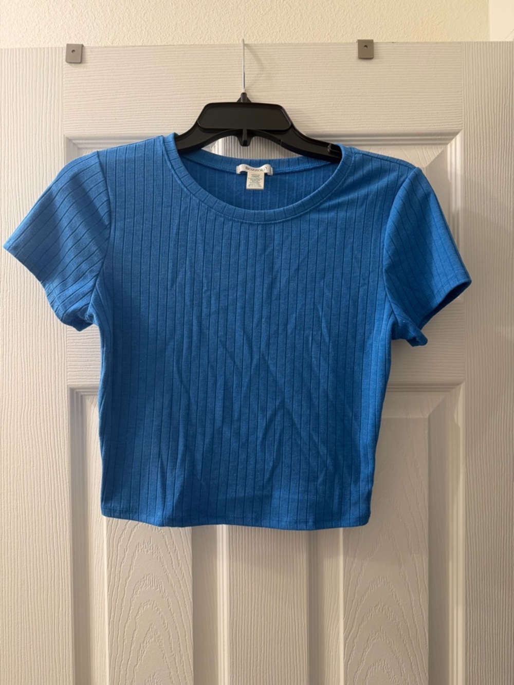 Bozzolo Bright Blue Ribbed Crop Tee
